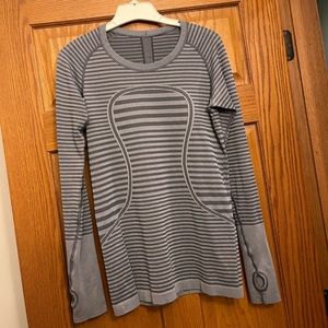 Women’s Striped Lululemon Swiftly Tech Long Sleeve